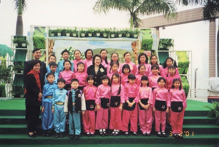 波希兒童合唱團(歷史圖片)